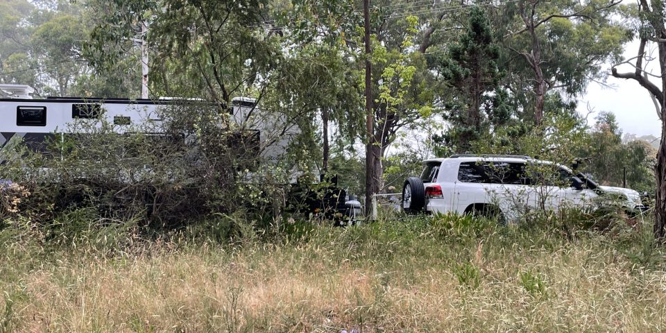 Caravan and car side vide 2 - 30 Dec 2021